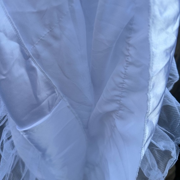 Formal white girls full length tiered dress toddler 2T - Picture 5 of 9